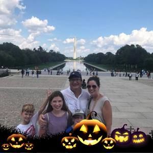 Meet your Posher, Lori